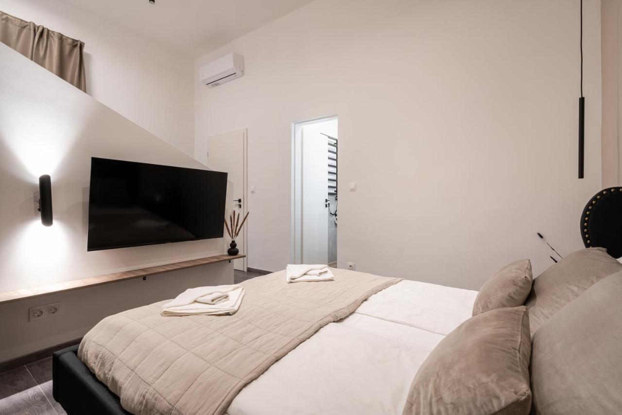 Kl31 - Urban Escape - Prime Location - Klauzal Square By Bqa Apartamento Budapeste Exterior foto