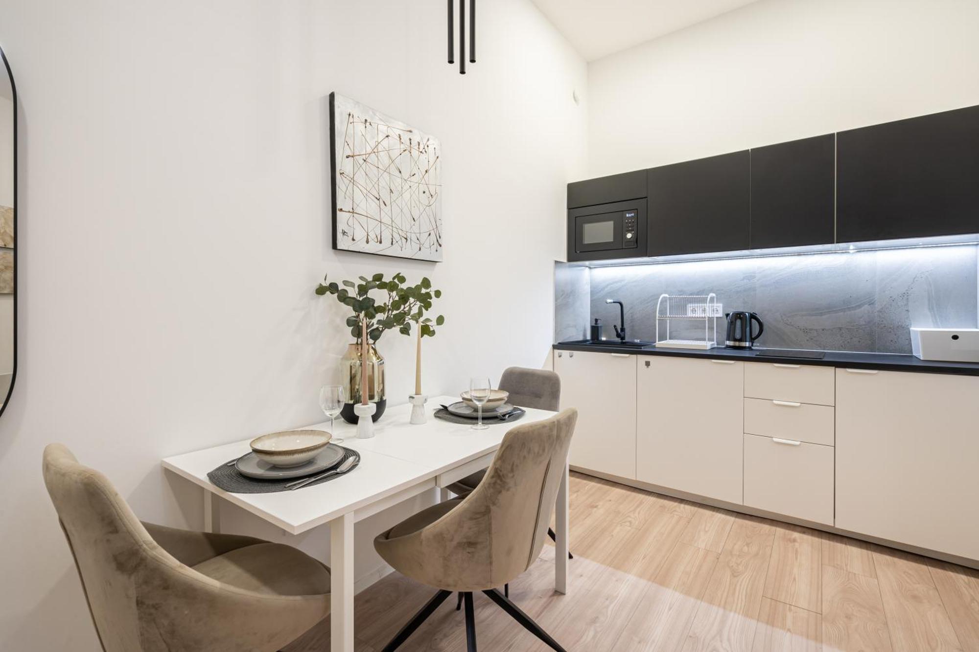 Kl31 - Urban Escape - Prime Location - Klauzal Square By Bqa Apartamento Budapeste Exterior foto