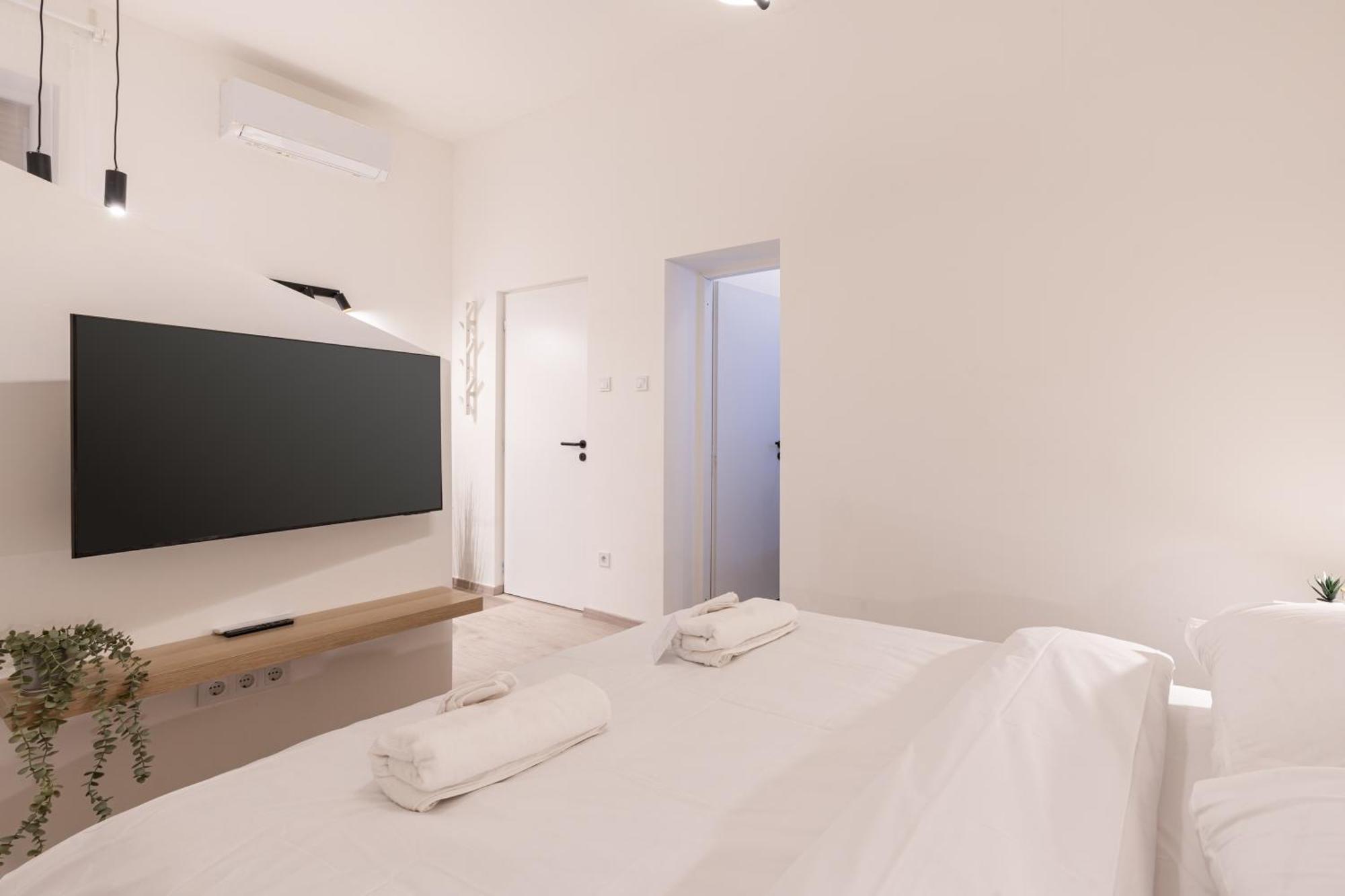 Kl31 - Urban Escape - Prime Location - Klauzal Square By Bqa Apartamento Budapeste Exterior foto